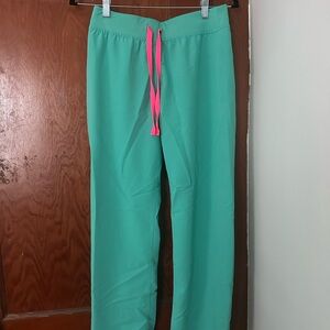 Surgical green FIGS Livingston bottoms